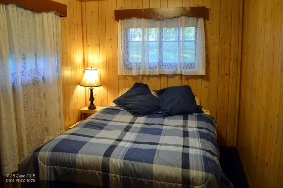 Edgewater Inn & Cottages Eagle River Camera foto