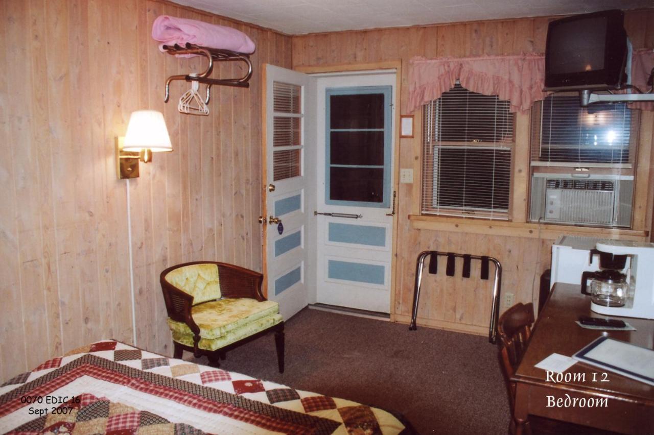 Edgewater Inn & Cottages Eagle River Camera foto